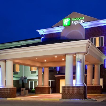 Holiday Inn Express & Suites Vermillion, An Ihg Hotel Екстер'єр фото